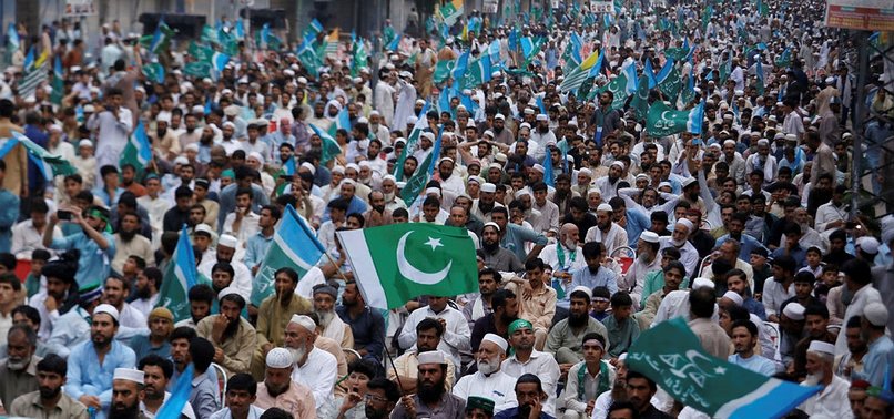 Ribuan Orang di Peshawar Pakistan Gelar Aksi Solidaritas untuk Kashmir